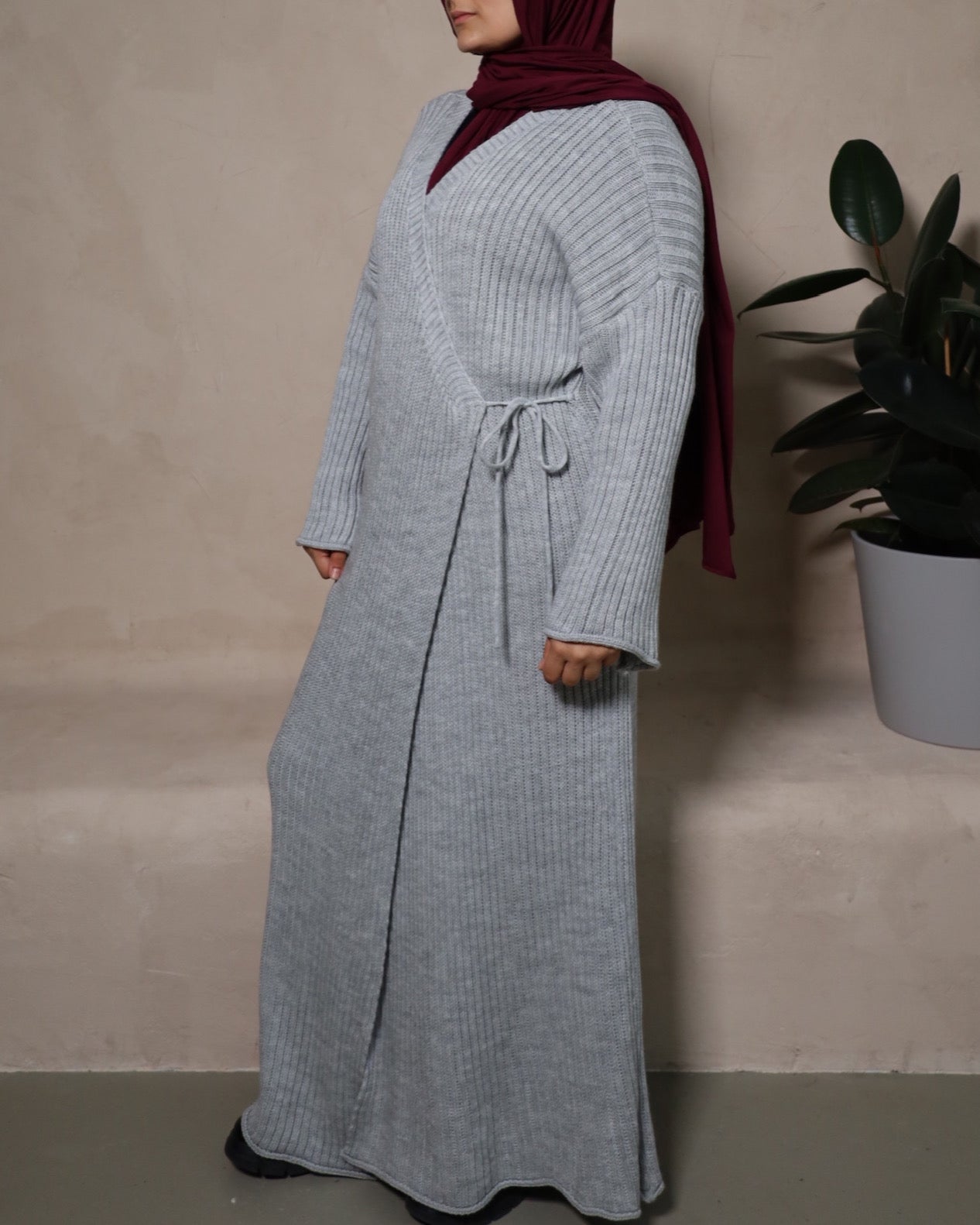 Strickwickelkleid Meryem in Grau