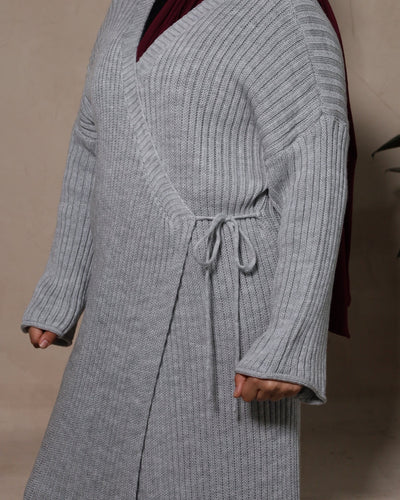 Strickwickelkleid Meryem in Grau